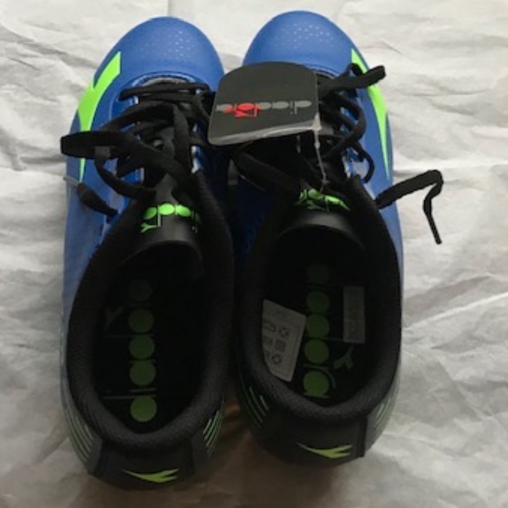 Diadora soccer cleats
